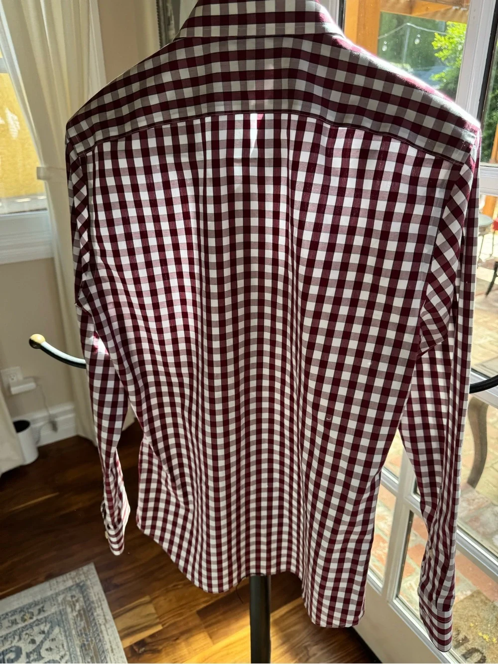 Banana Republic Men's Burgundy White Gingham Dress Shirt Long Sleeve SZ Small